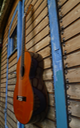 Gitarrenbass Modelo Zephyr Guitarras Calliope. Kingsize Bass Guitar. Modelo Zephyr. Photo © Guitarras Calliope