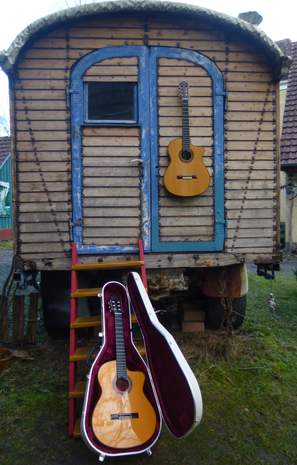 Hiscox Case, Guitarras Calliope