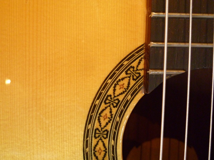 Concertguitar. Modelo "Aphrodite"  (Guitarras Calliope), Fichte. Spruce. Photo © UK